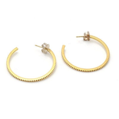 Σύγχρονα 925 Sterling Silver 18K χρυσά σκουλαρίκια Hoop με το λογότυπο του πελάτη 30 * 30mm