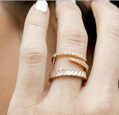 14K Χρυσό επιχρυσωμένο Κουβικό Ζιρκόνιο Open Twist Eternity Band Ring ECO Friendly