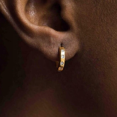 Στυλ σκουλαρίκια 14K χρυσό Vermeil Star Set διαμάντι αγκαλιάστε κυψέλες για εύκολο στυλ