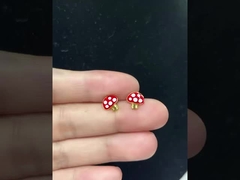 Ελαφριά πολυτέλεια: άνετα χάλκινα και ασημένια σχέδια.