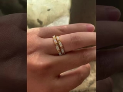 δαχτυλίδι με οπάλιο